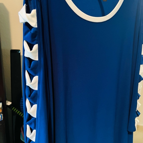 IC By CONNIE XXL Royal Blue top - Picture 2 of 9